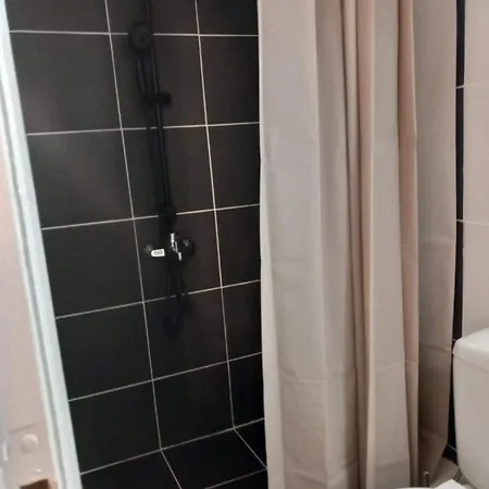 Apartmán Modern Flat In Town Center! Kiáton