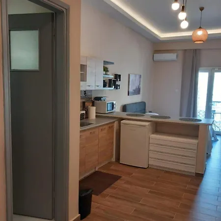 Modern Flat In Town Center! Apartmán